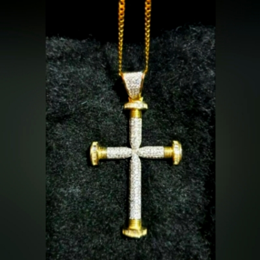 Blac Label Heritage Men's 925 Sterling Silver Studded Cross Necklace With Chain